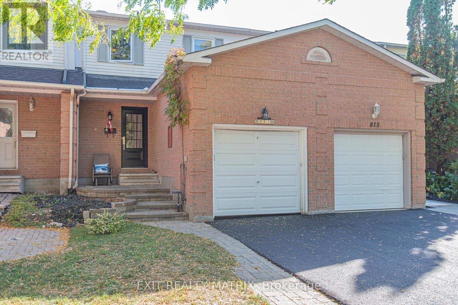 813 CLEARCREST CRESCENT — Ottawa, Ontario - Main photo