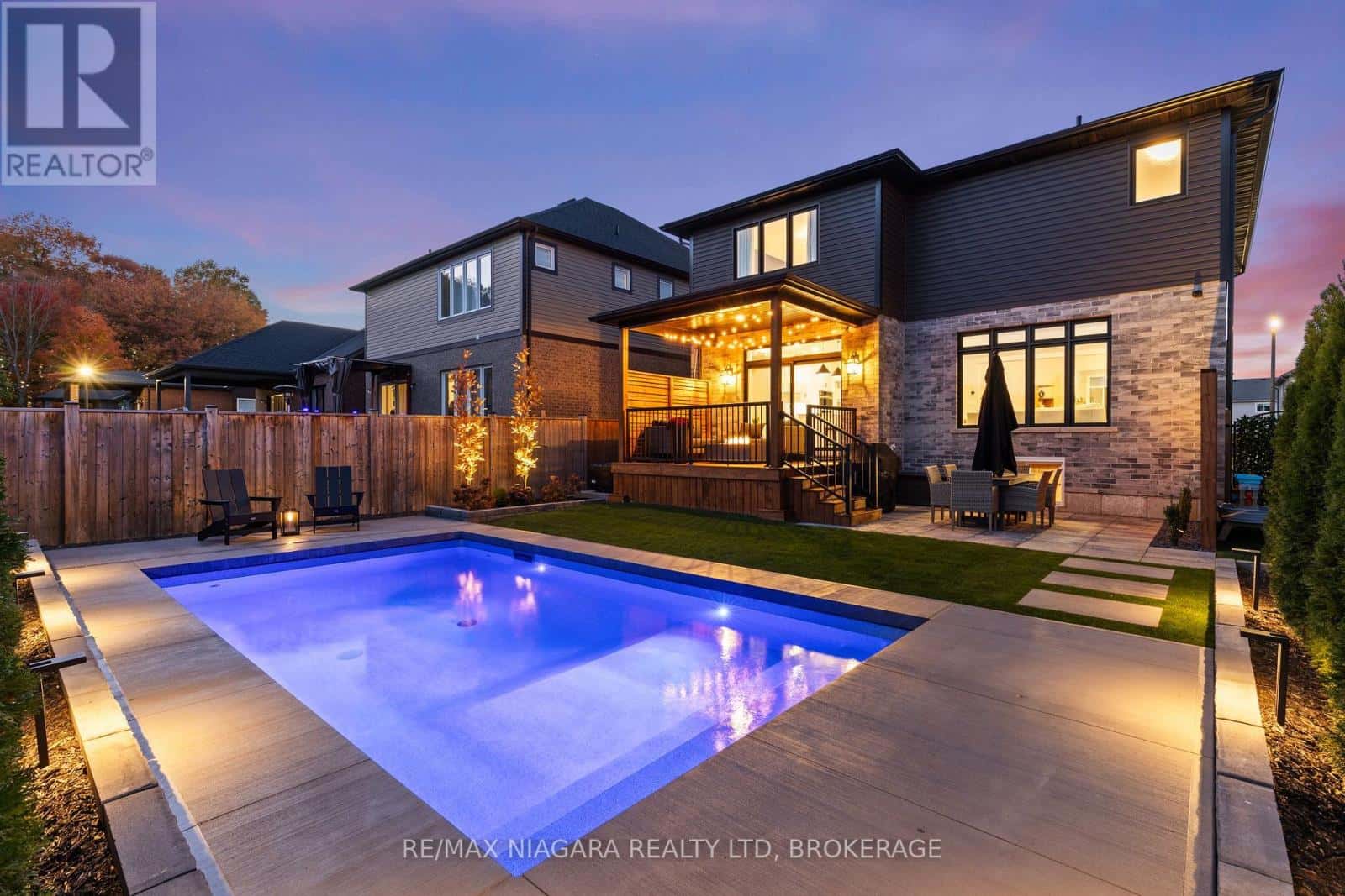 236 WALKER ROAD — Pelham (Fonthill), Ontario - Photo 4 of 34