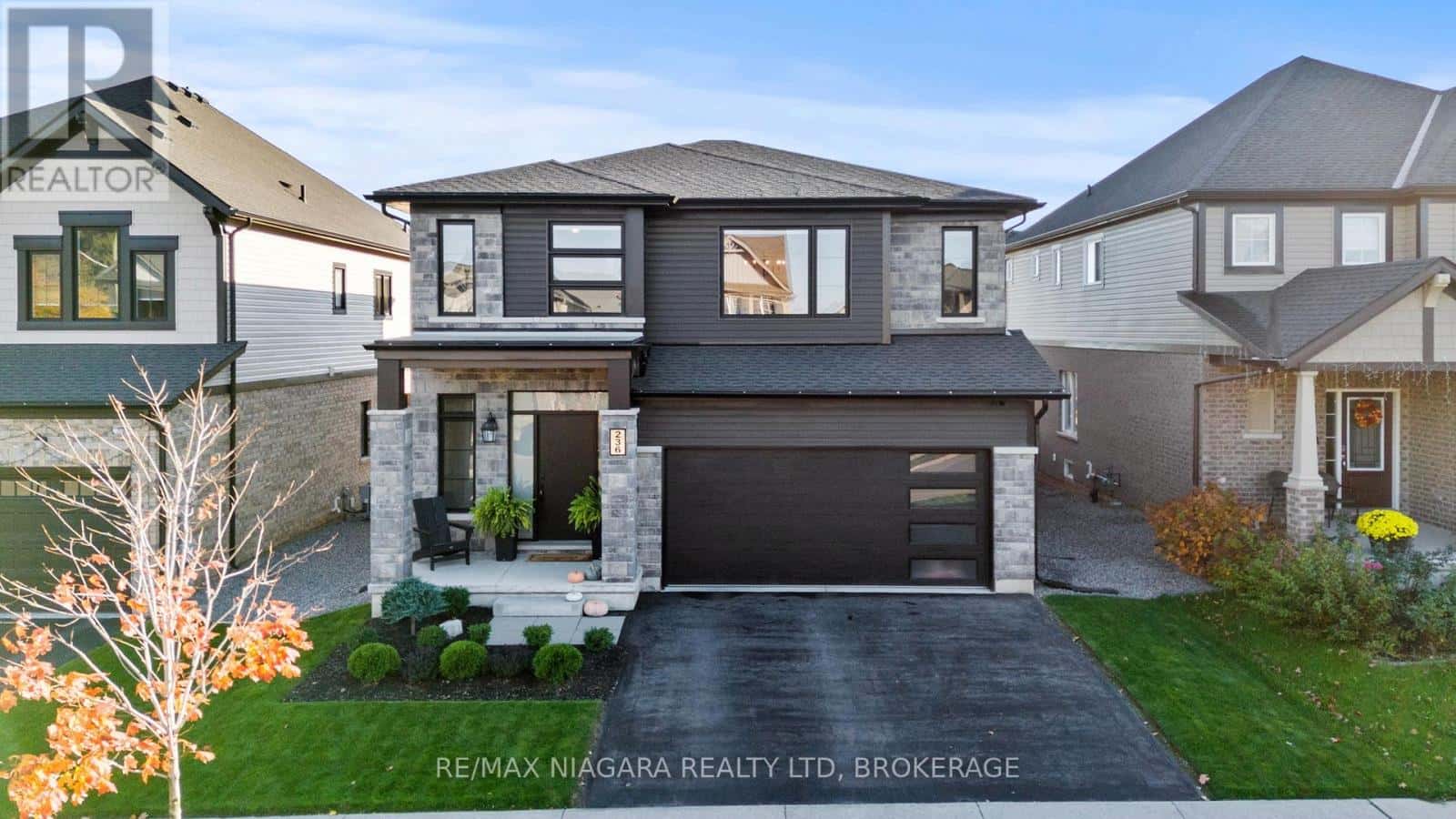 236 WALKER ROAD — Pelham (Fonthill), Ontario - Photo 5 of 34