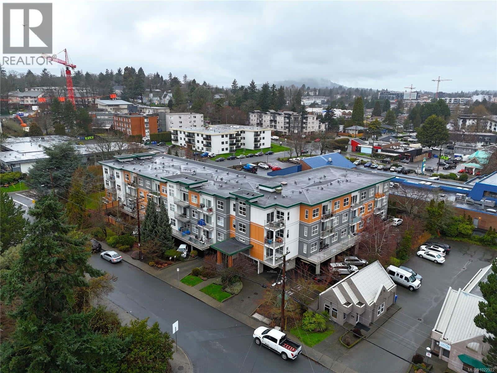 308 1550 Church Ave — Saanich, British Columbia - Photo 5 of 26