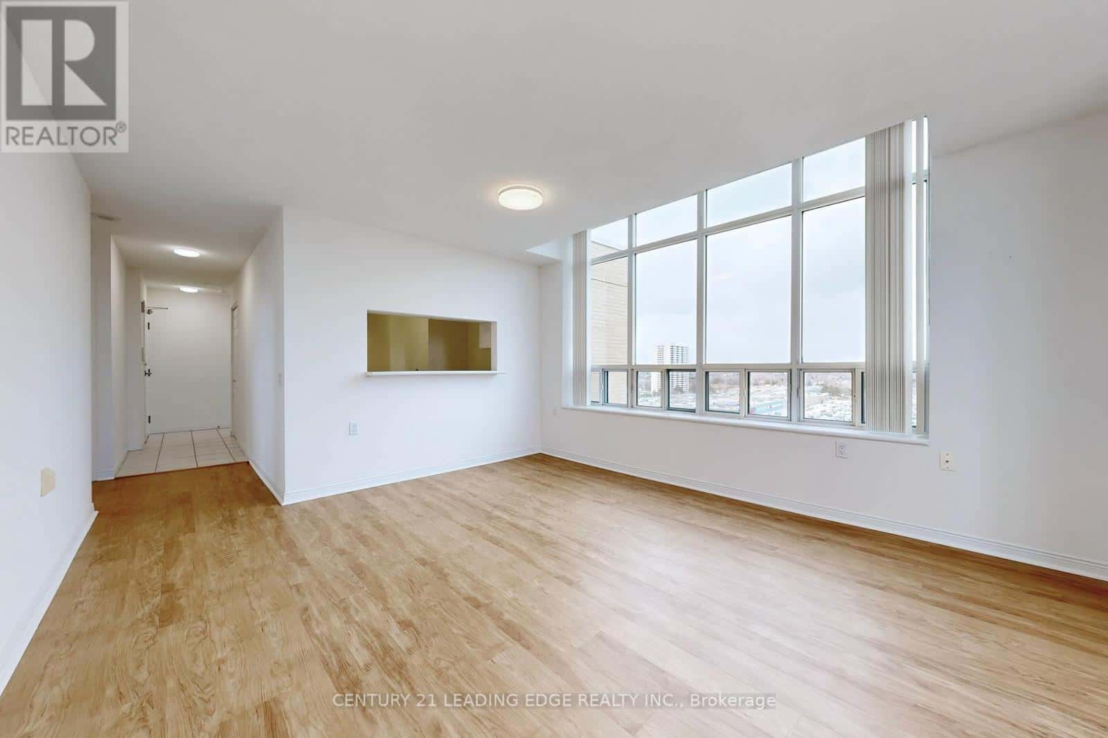 1202 - 2800 WARDEN AVENUE — Toronto (L'Amoreaux), Ontario - Photo 5 of 16