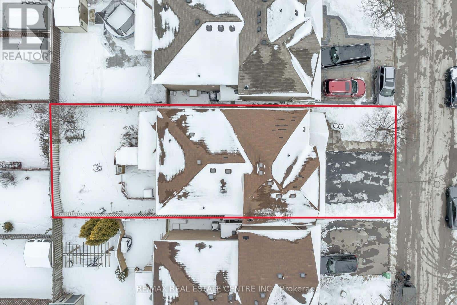 129 CADILLAC CRESCENT — Brampton (Fletcher's Meadow), Ontario - Photo 3 of 50