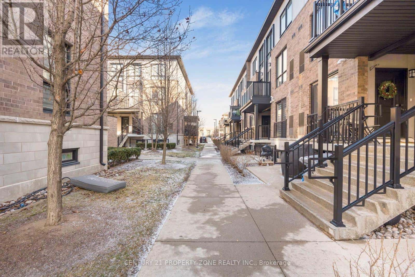 110 - 1206 MAIN STREET E — Milton (DE Dempsey), Ontario - Photo 4 of 27