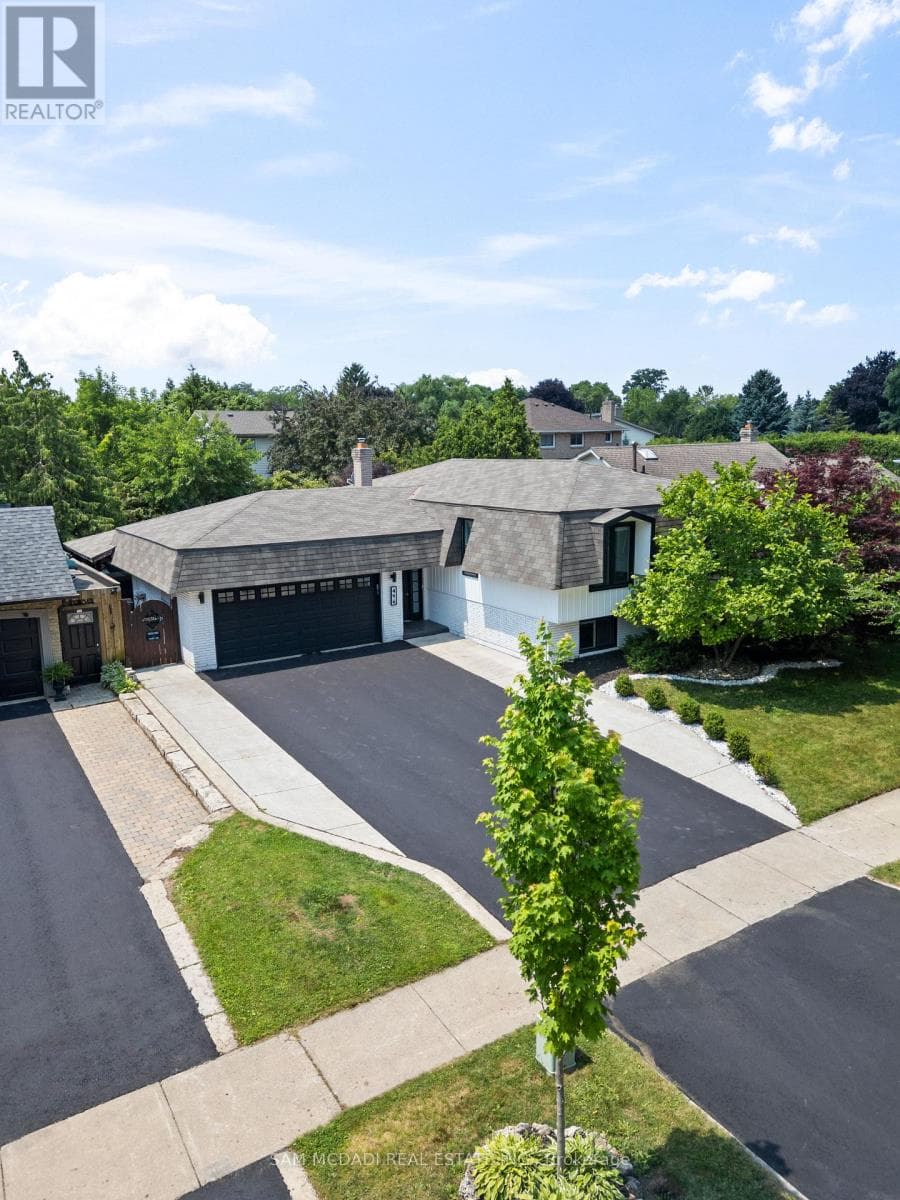 496 SEYMOUR DRIVE — Oakville (WO West), Ontario - Main photo