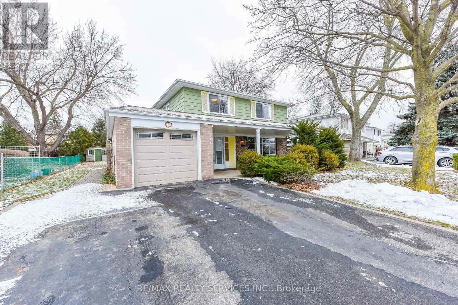 15 RICHMOND DRIVE — Brampton (Brampton East), Ontario - Photo 4 of 44