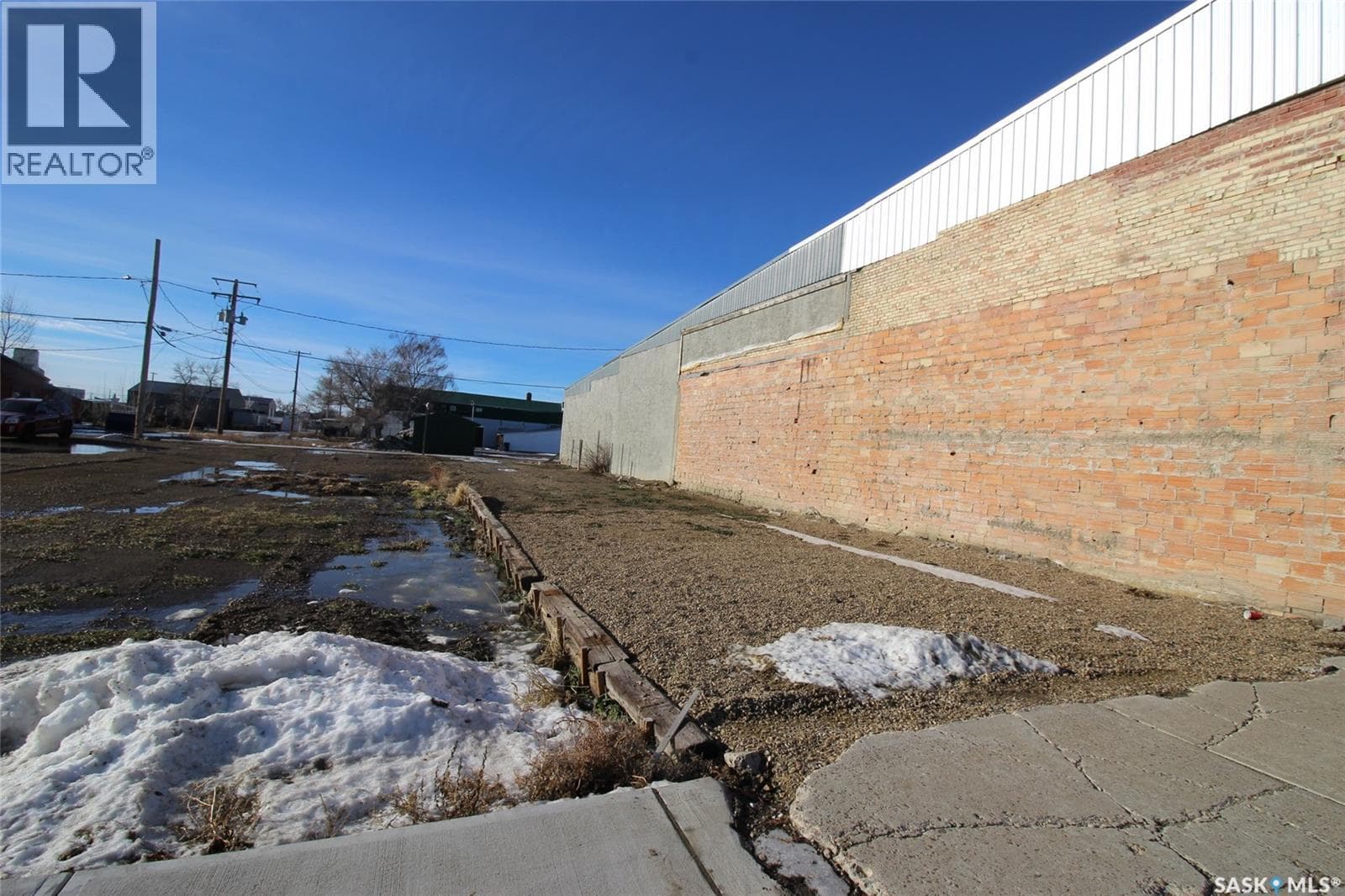 265 Centre STREET — Shaunavon, Saskatchewan - Main photo