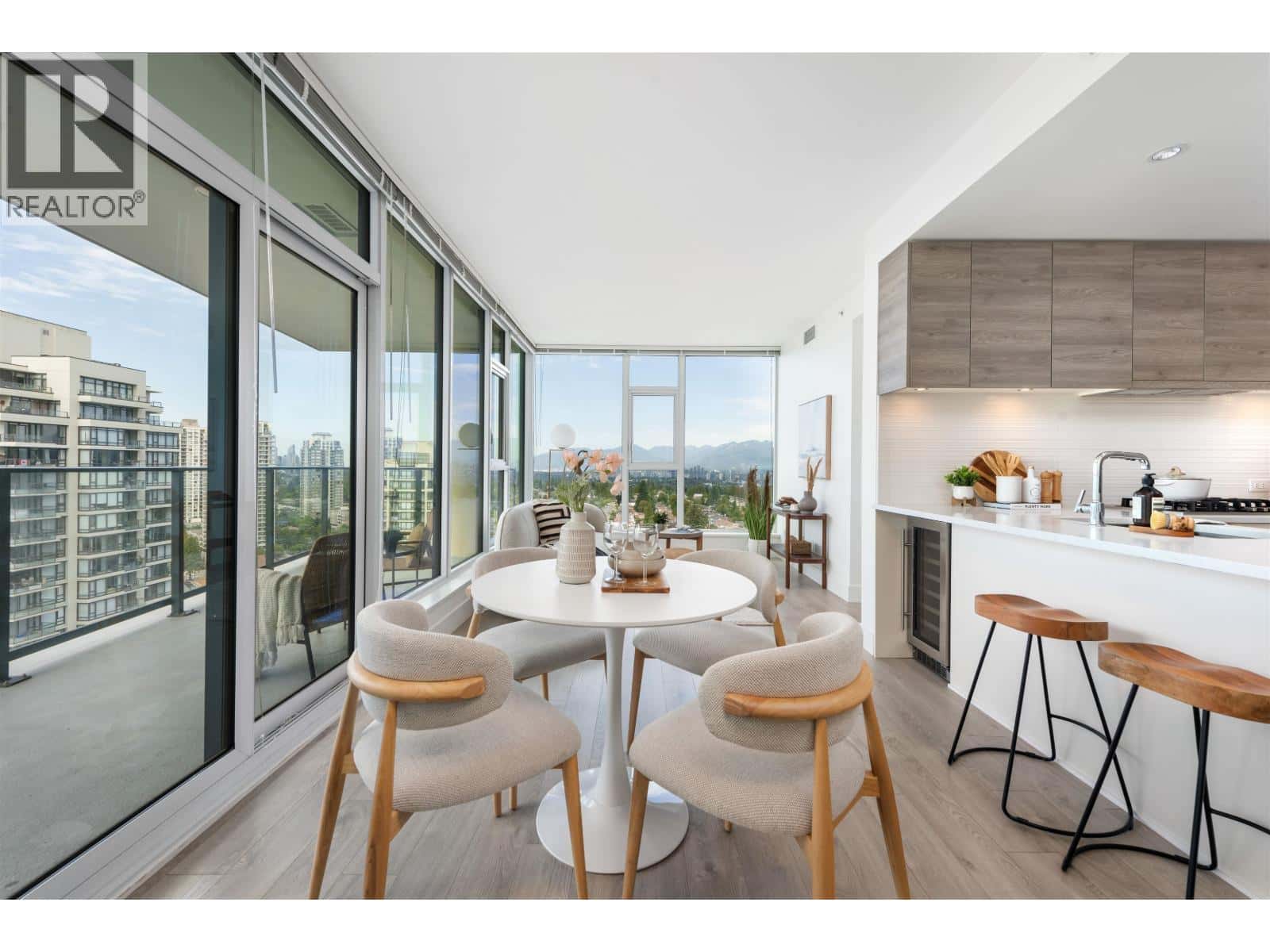 2310 7358 EDMONDS STREET — Burnaby, British Columbia - Photo 5 of 40