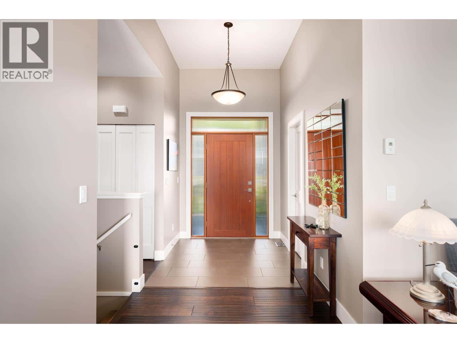 5951 COMPASS LANE — Sechelt, British Columbia - Photo 3 of 40