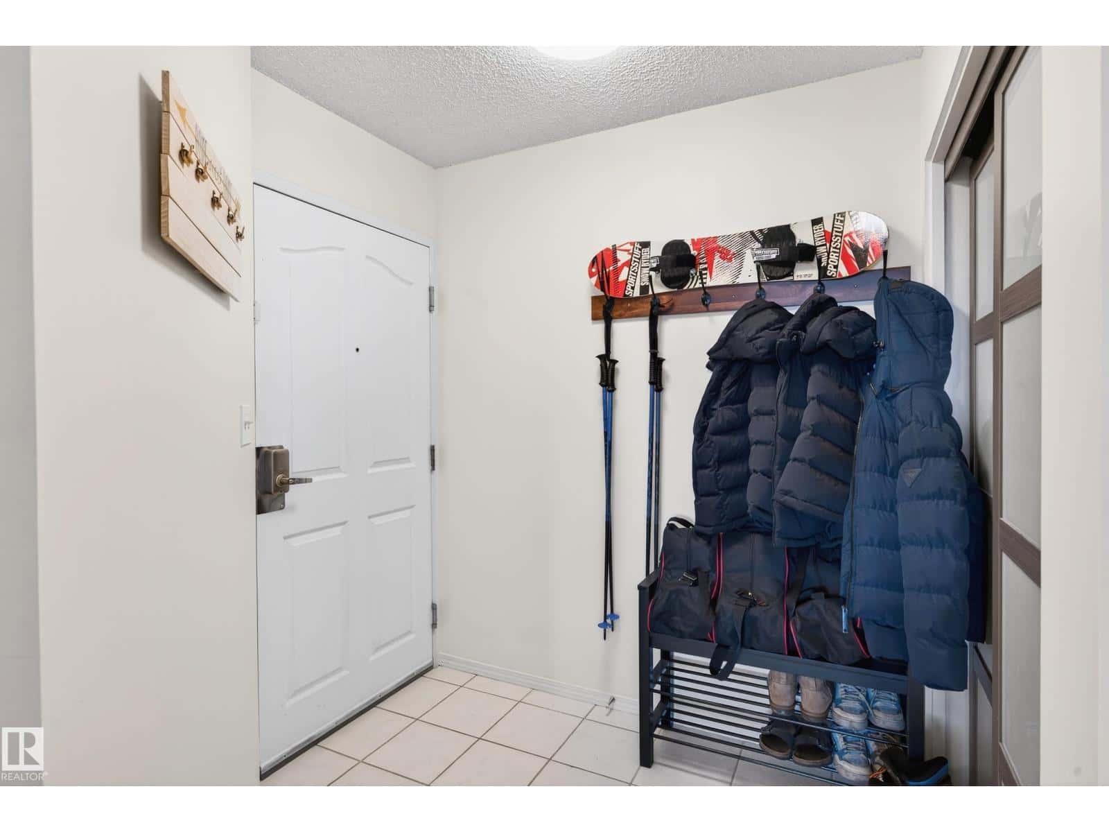 #704 9707 105 ST NW — Edmonton, Alberta - Photo 4 of 47