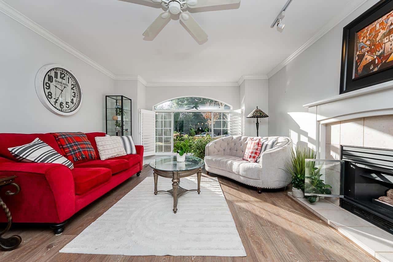 16545 10 AVENUE — Surrey, British Columbia - Photo 5 of 40