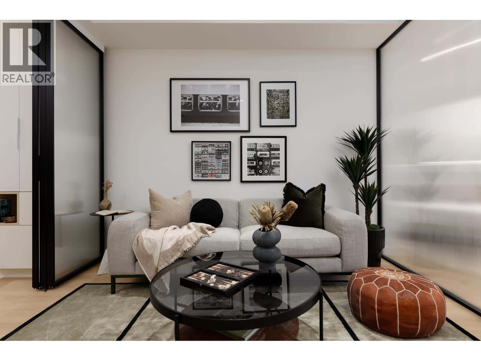 406 2471 SAINT GEORGE STREET — Vancouver, British Columbia - Photo 4 of 34