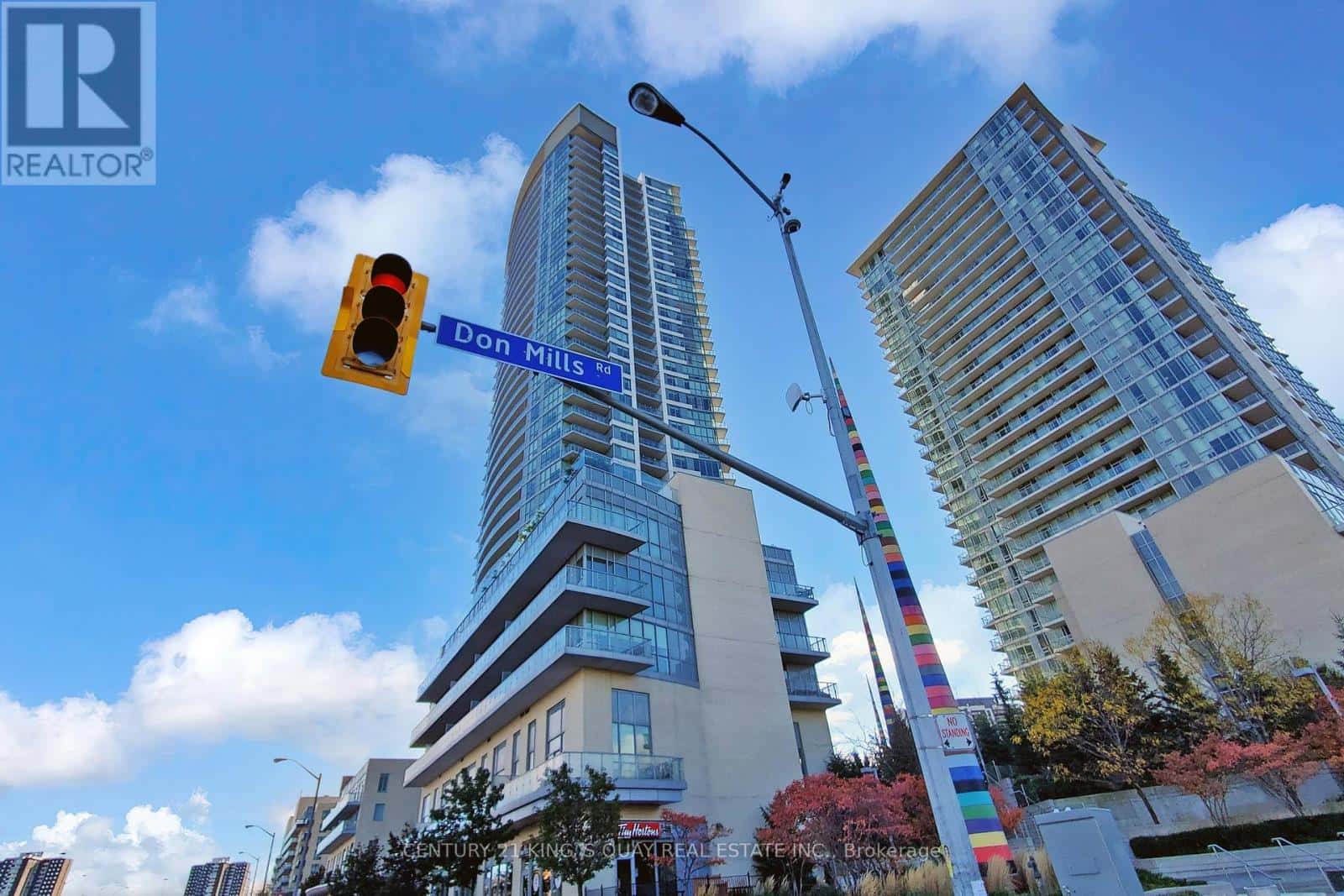 707 - 70 FOREST MANOR ROAD — Toronto (Henry Farm), Ontario - Photo 2 of 50