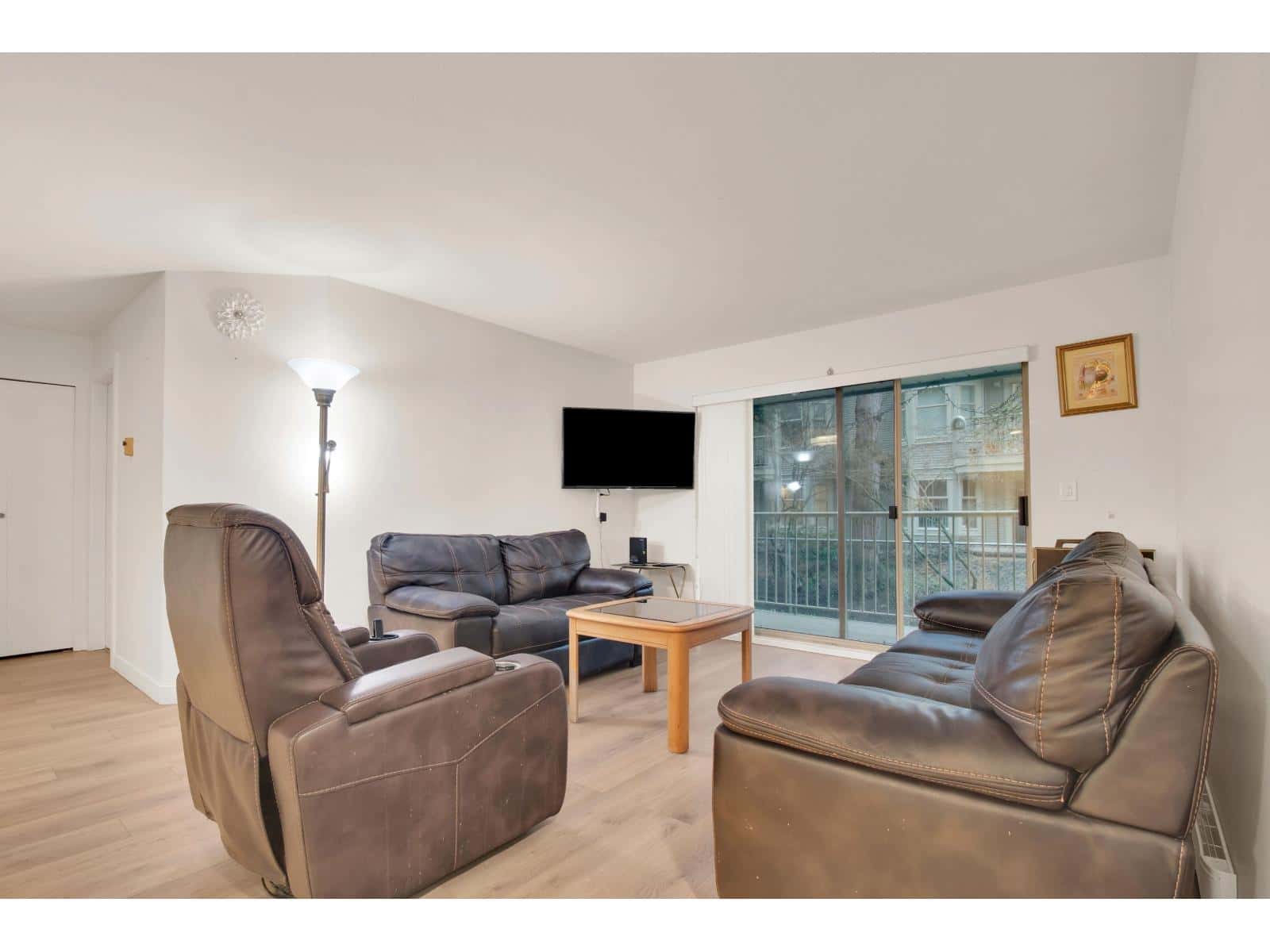 110 10756 138 STREET — Surrey, British Columbia - Photo 5 of 24