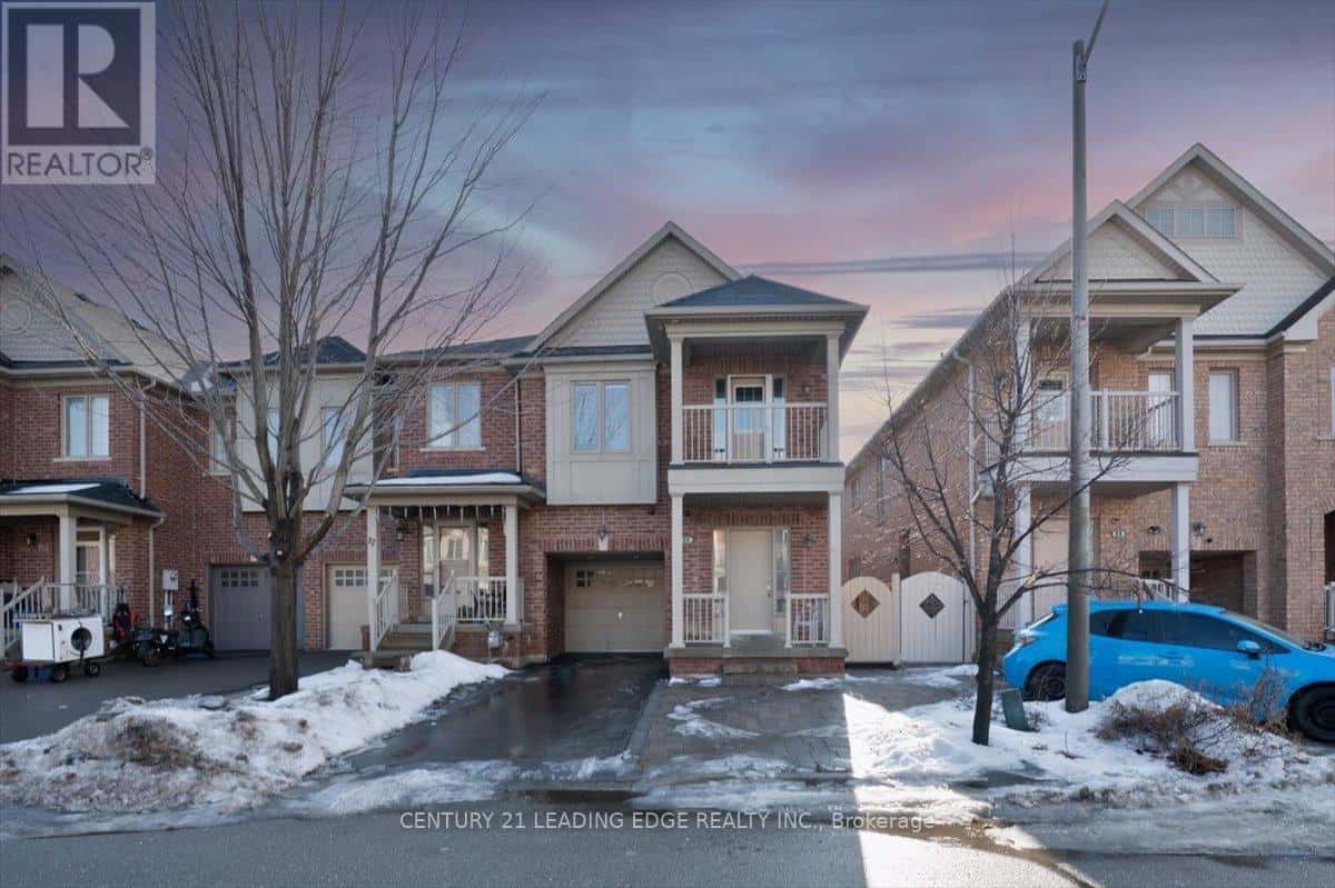 15 CORANTO WAY — Vaughan (Vellore Village), Ontario - Photo 2 of 50