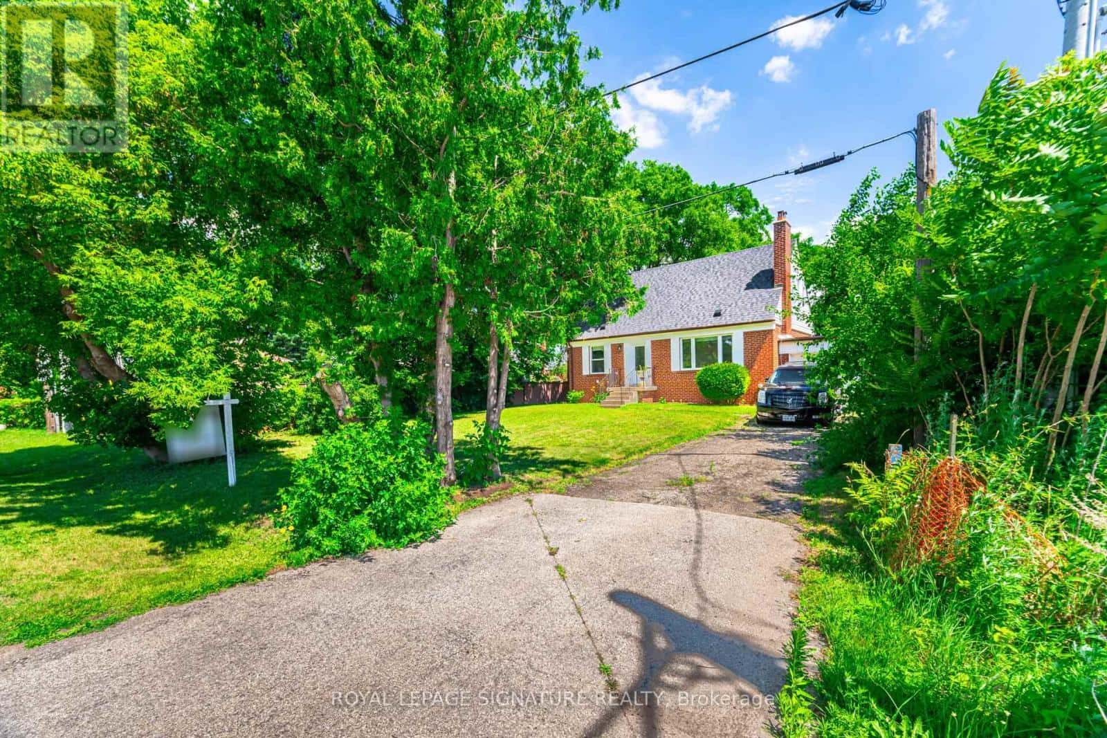 2015 STANFIELD ROAD — Mississauga (Lakeview), Ontario - Photo 2 of 21