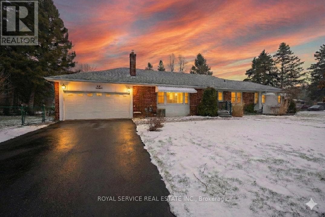 1 ACADIA DRIVE — Cobourg, Ontario - Main photo