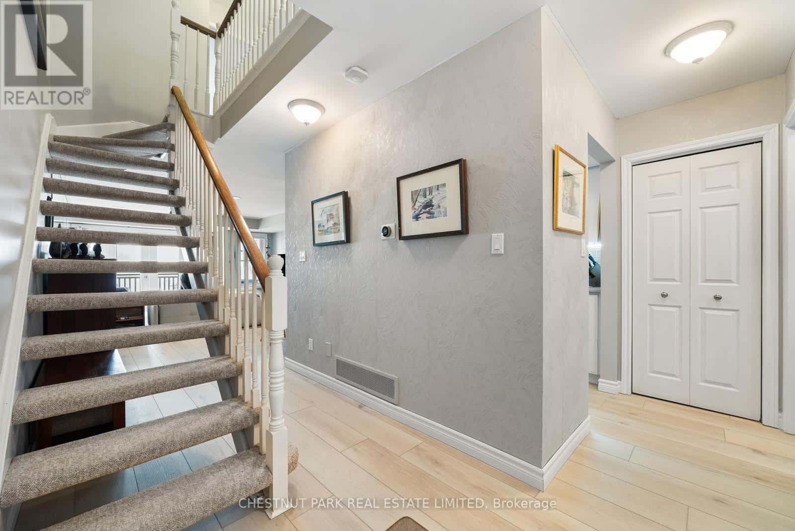 11 - 1 MORTIMER STREET — Prince Edward County (Picton Ward), Ontario - Photo 4 of 28