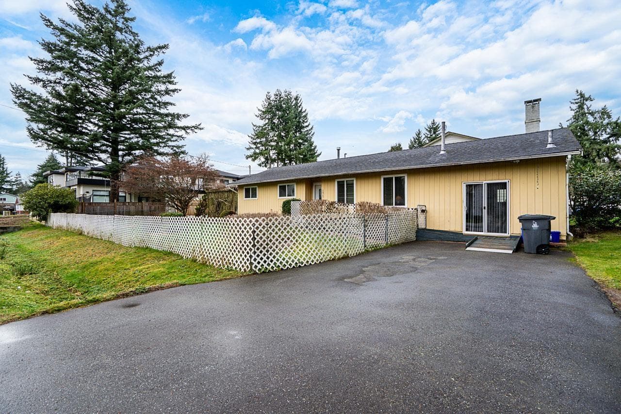 14747 90A AVENUE — Surrey, British Columbia - Main photo