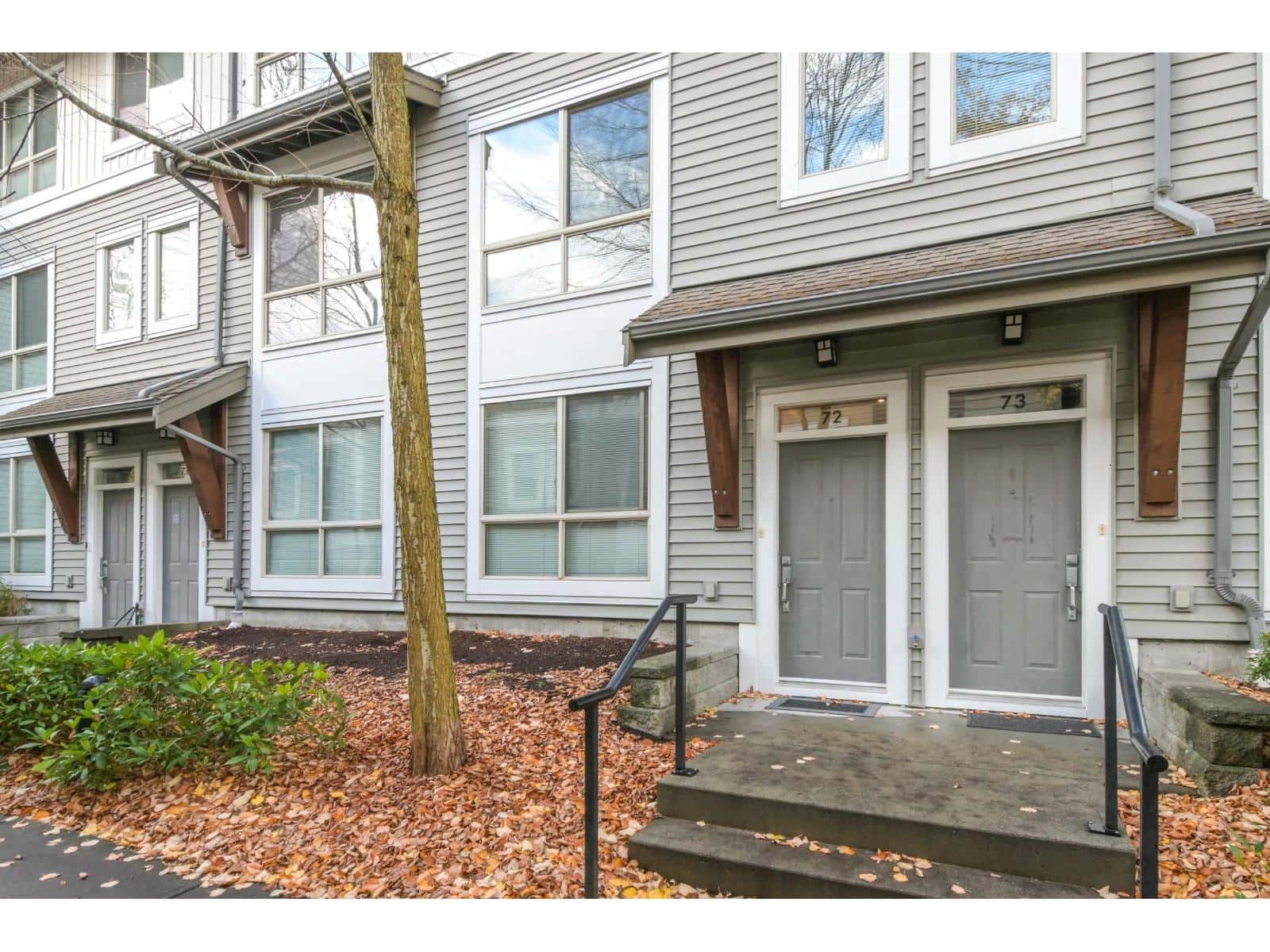 72 6671 121 STREET — Surrey, British Columbia - Photo 2 of 31