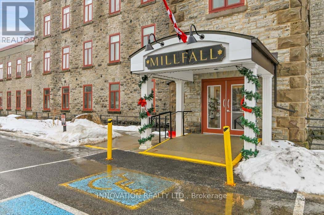 1-319 ROSAMOND STREET E — Mississippi Mills, Ontario - Photo 3 of 39