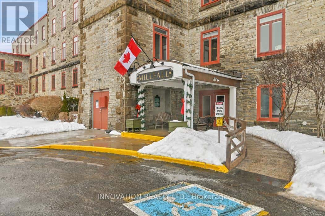 1-319 ROSAMOND STREET E — Mississippi Mills, Ontario - Photo 5 of 39