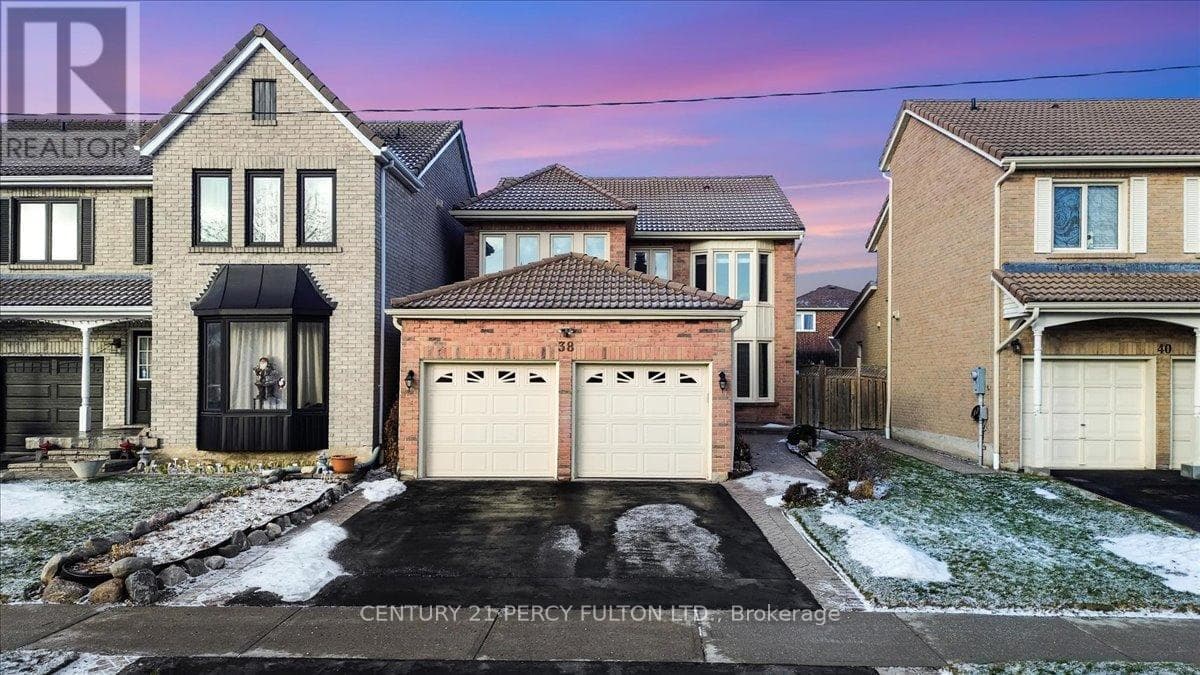 38 CARLISLE CRESCENT — Toronto (Rouge), Ontario - Main photo