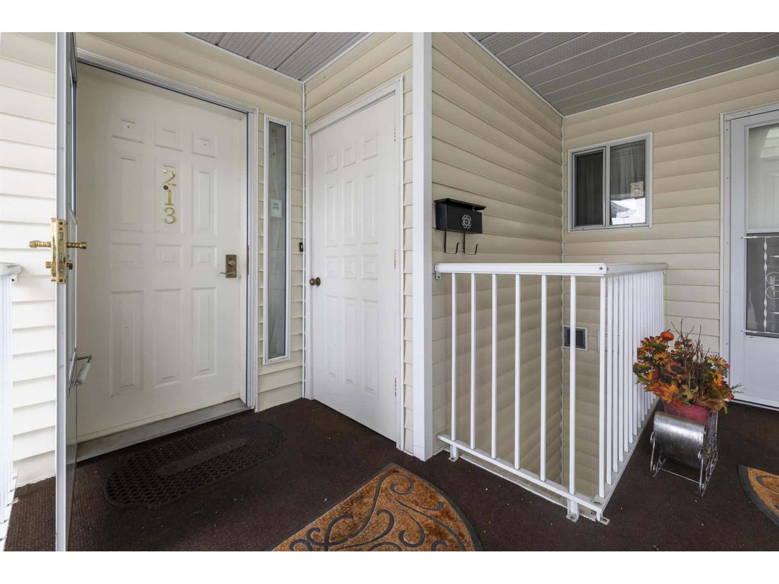 213 7156 121 STREET — Surrey, British Columbia - Photo 5 of 34