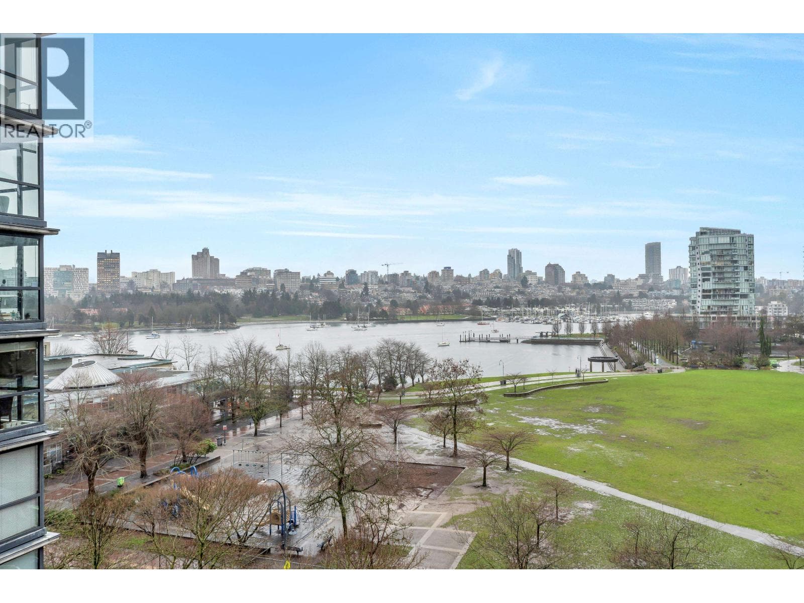 8A 199 DRAKE STREET — Vancouver, British Columbia - Main photo