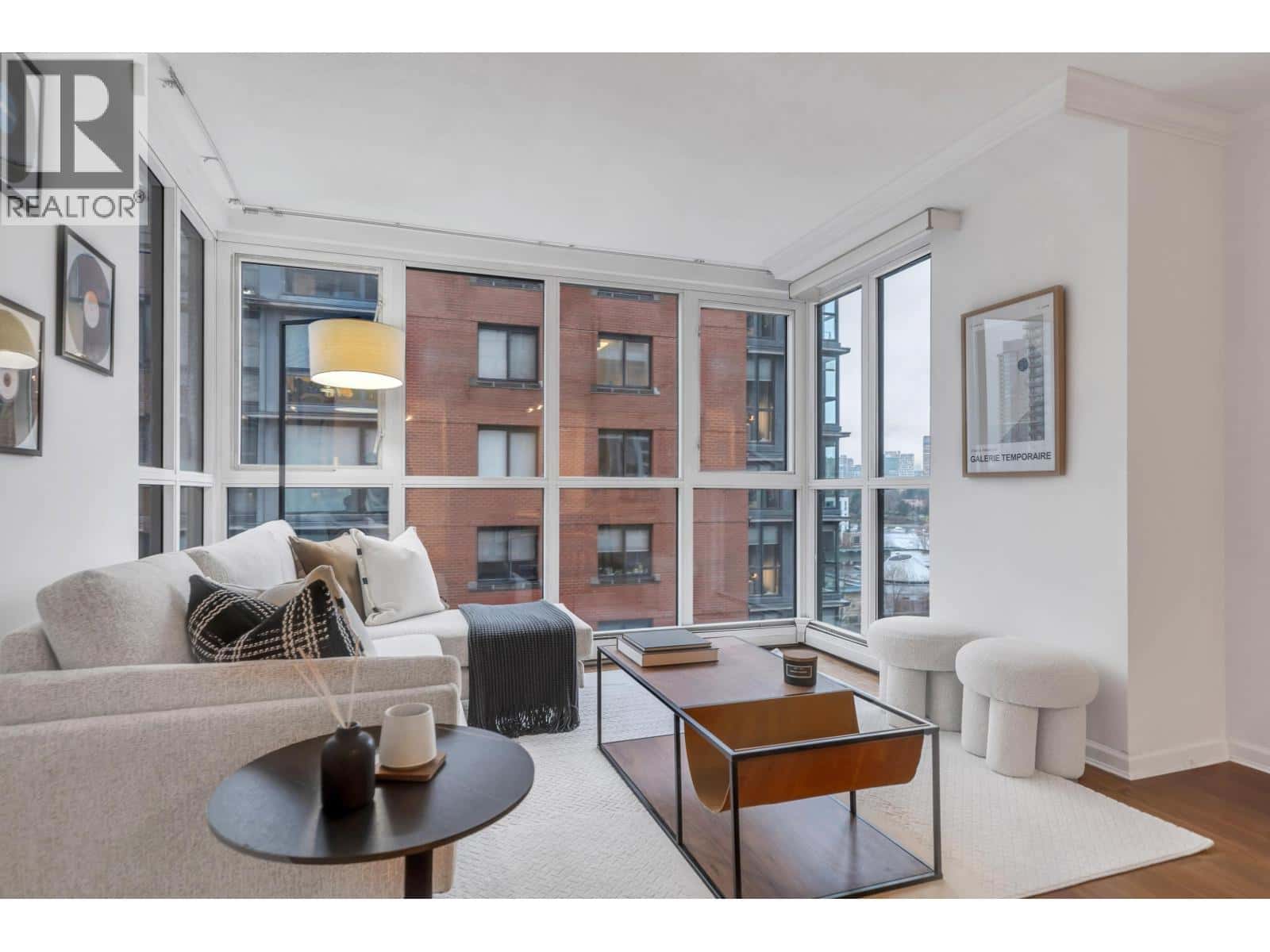 8A 199 DRAKE STREET — Vancouver, British Columbia - Photo 3 of 24