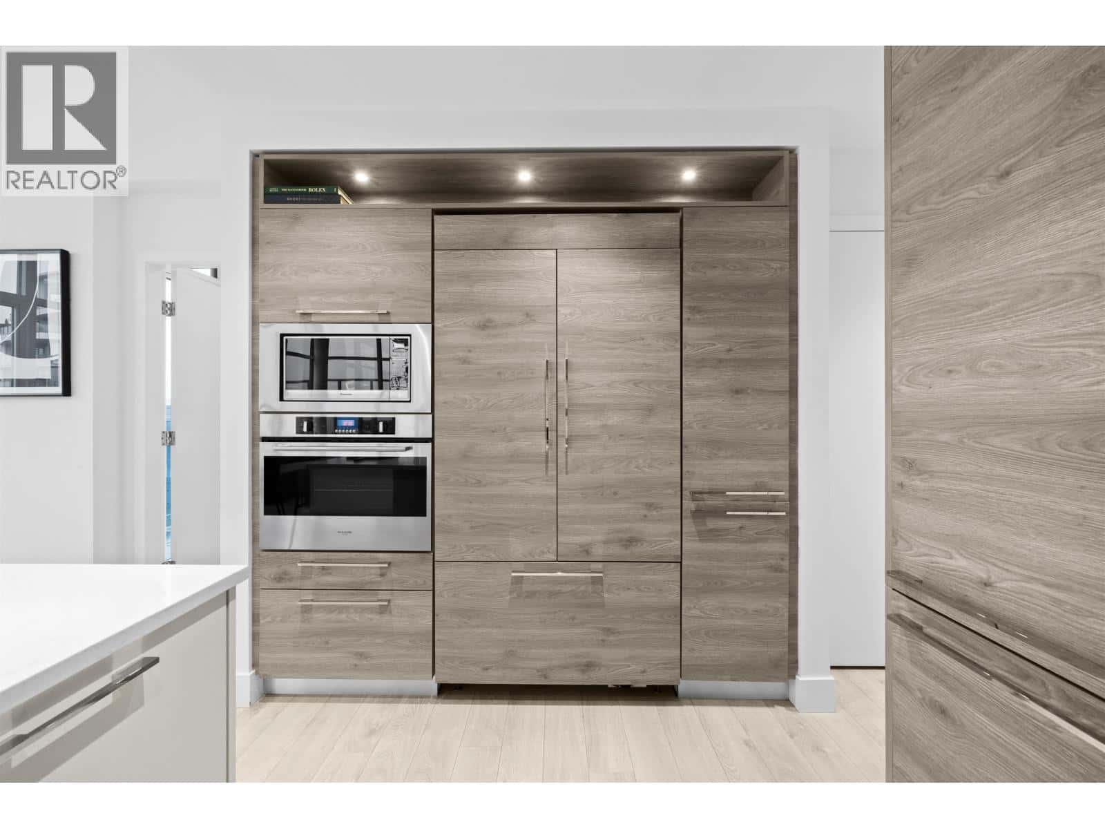 2901 7303 NOBLE LANE — Burnaby, British Columbia - Photo 4 of 40