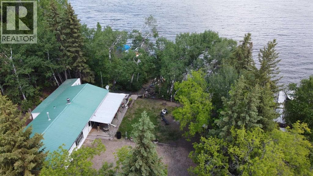 SK, 701 Rae Street in Makwa — Loon Lake, Saskatchewan - Main photo