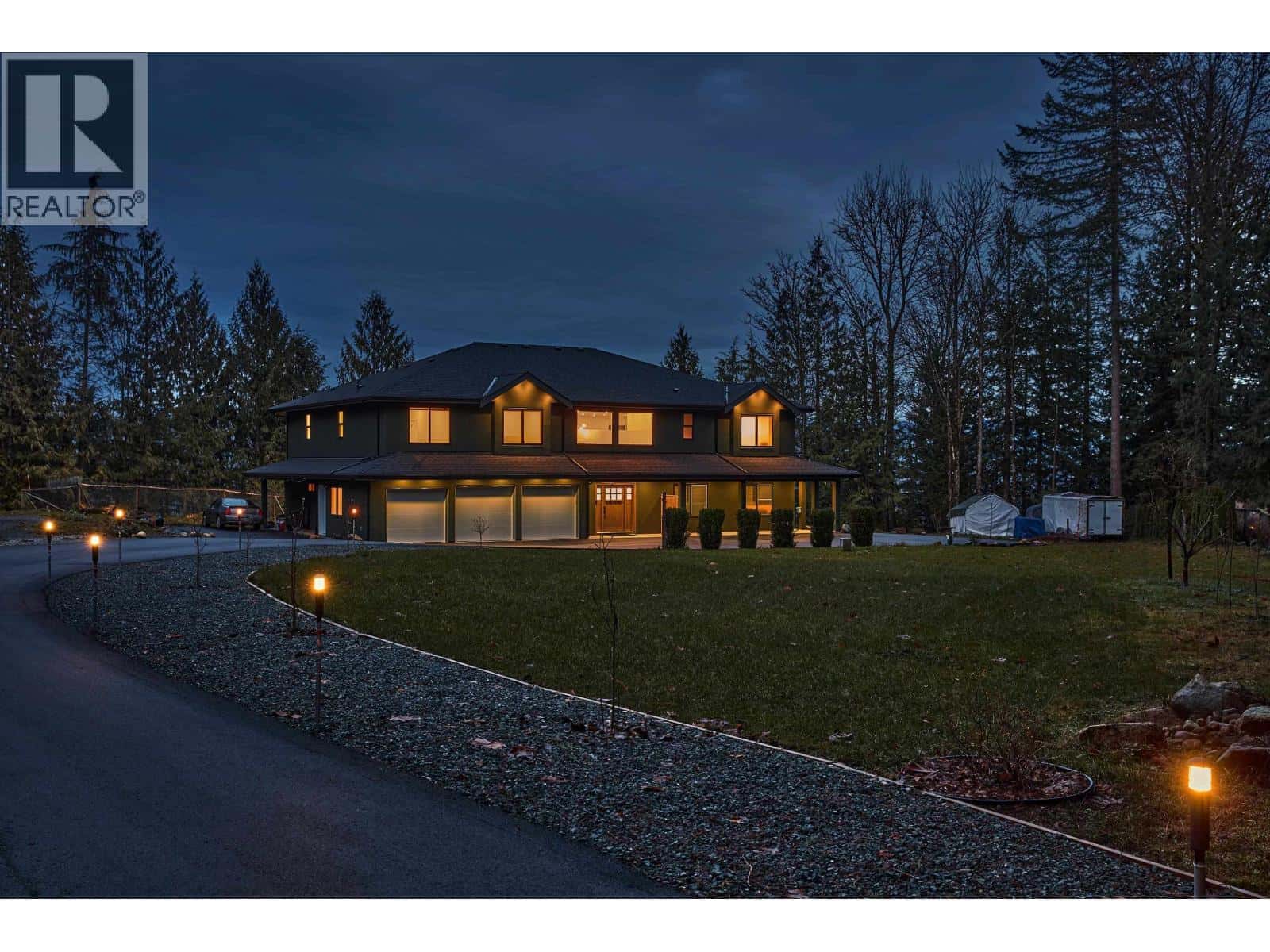 10160 ROLLEY CRESCENT — Maple Ridge, British Columbia - Photo 2 of 40