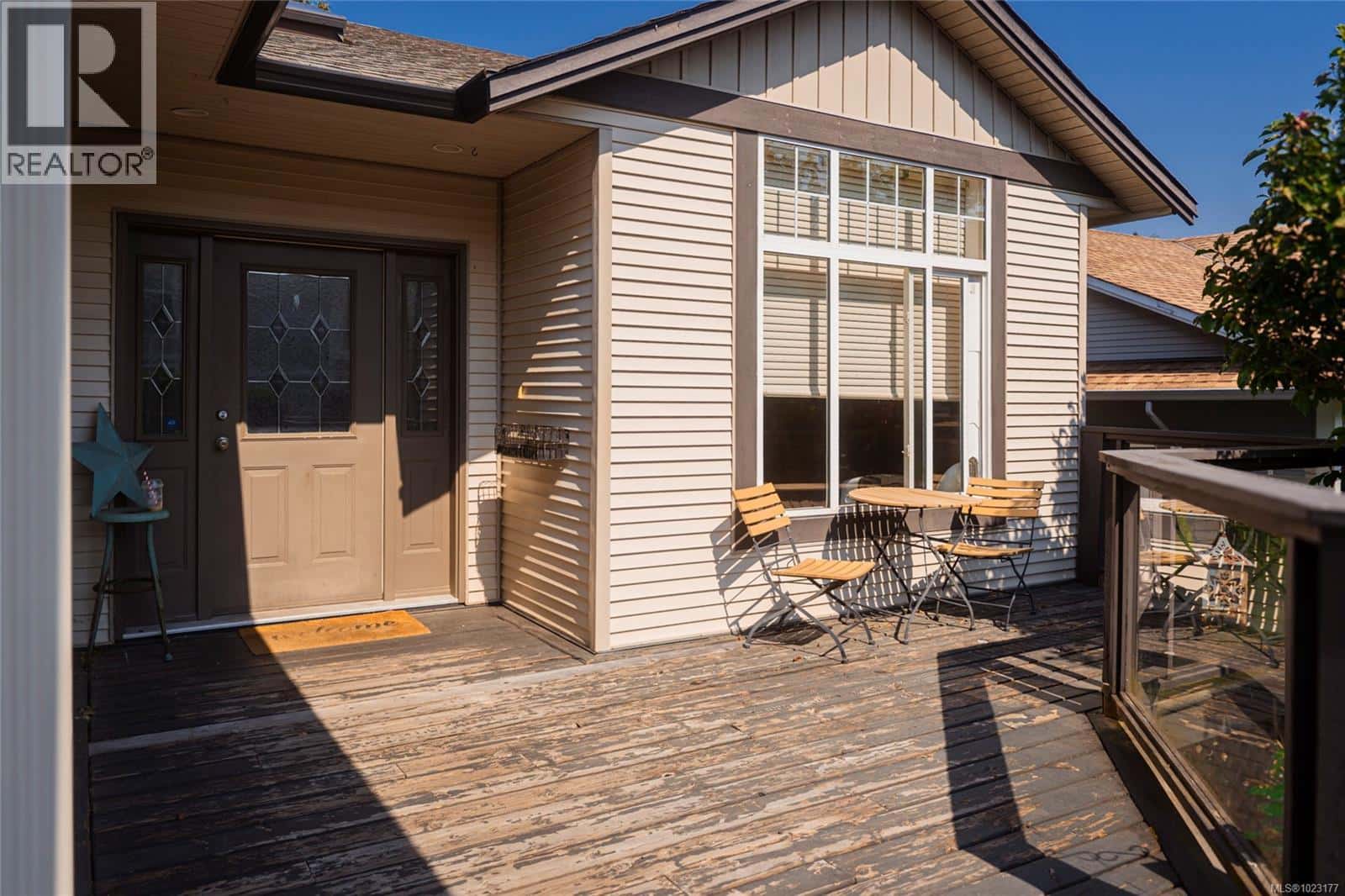 1072 Silver Mountain Dr — Nanaimo, British Columbia - Photo 4 of 48