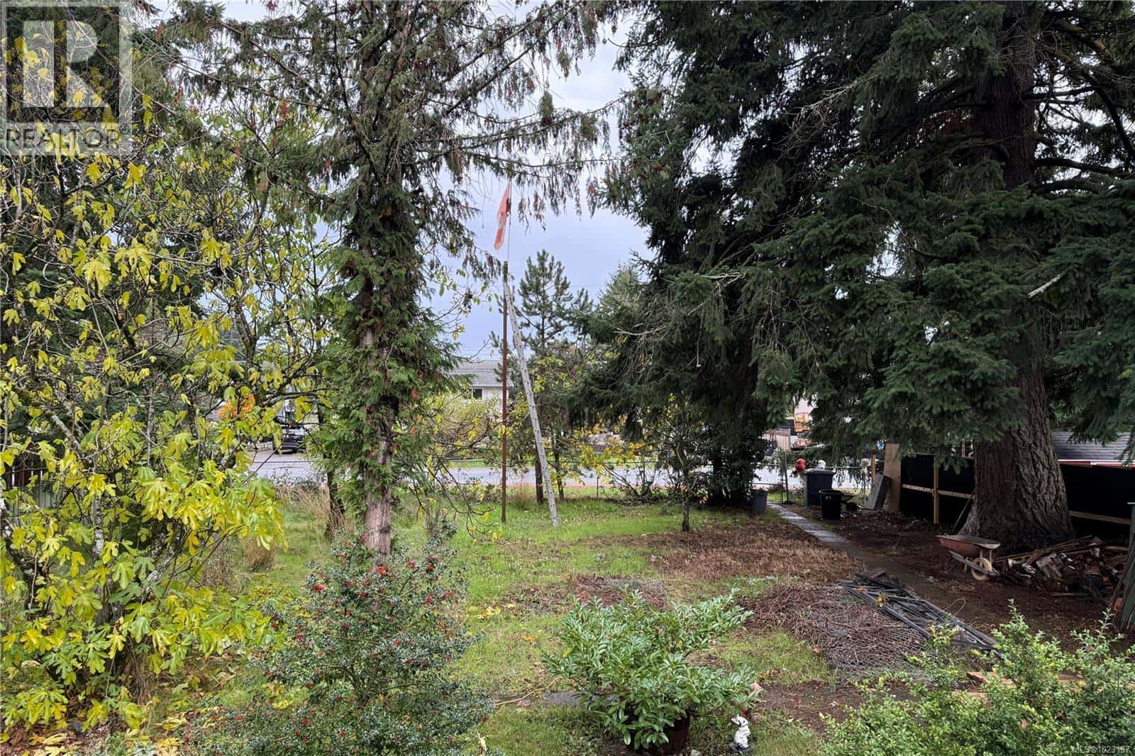 2929 Dickerson Pl — Colwood, British Columbia - Photo 5 of 14