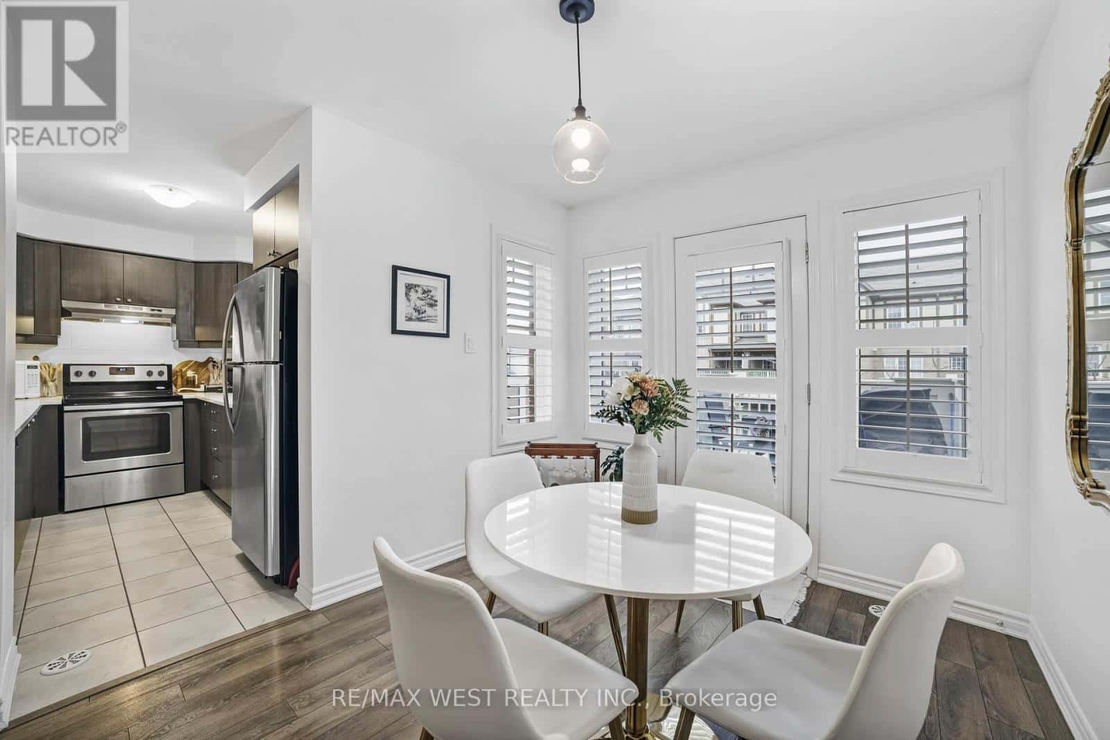 266 CASSON POINT — Milton (FO Ford), Ontario - Photo 3 of 9