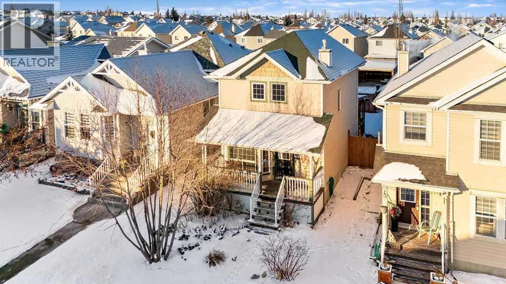 154 Bridleridge Circle SW — Calgary, Alberta - Photo 4 of 36