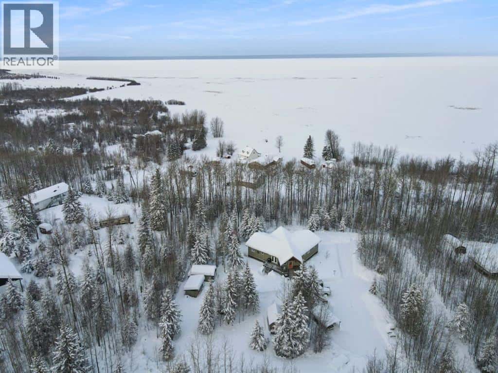 #12 1st Avenue — Joussard, Alberta - Photo 3 of 49