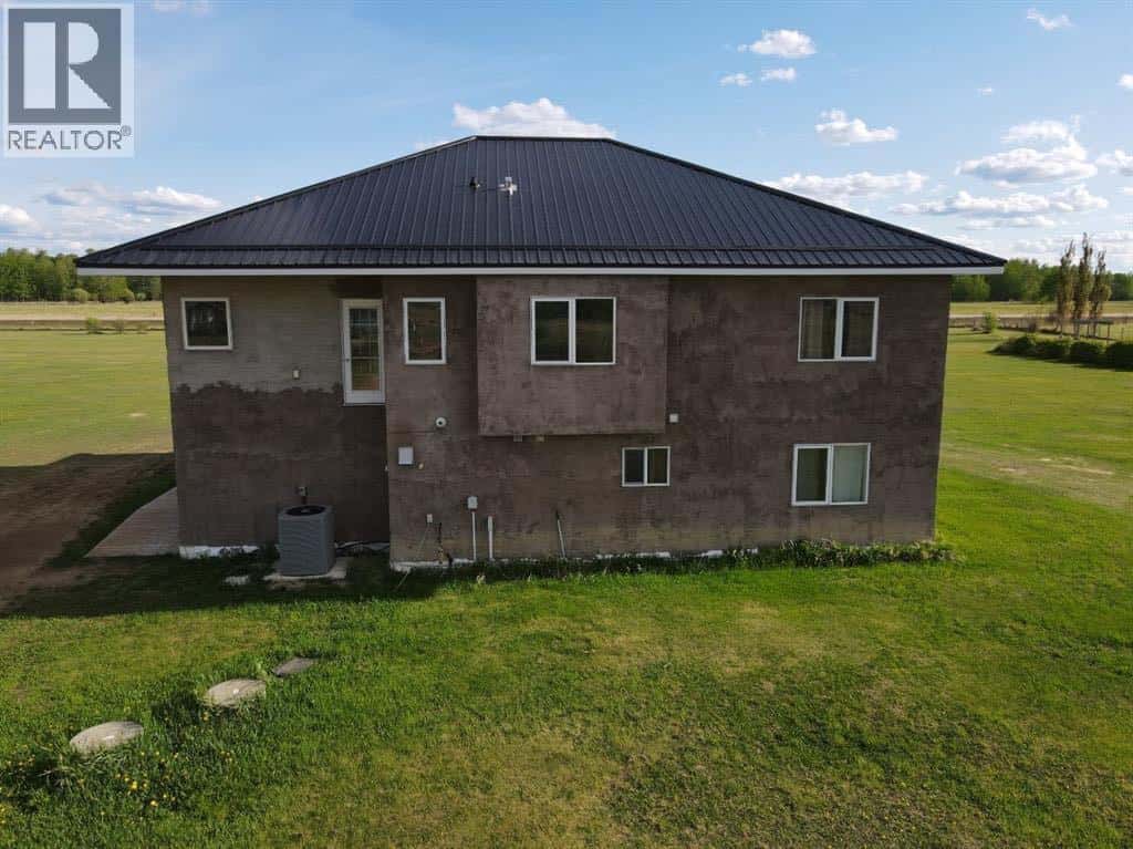 17327, 744A Township Raod S — High Prairie, Alberta - Photo 2 of 27