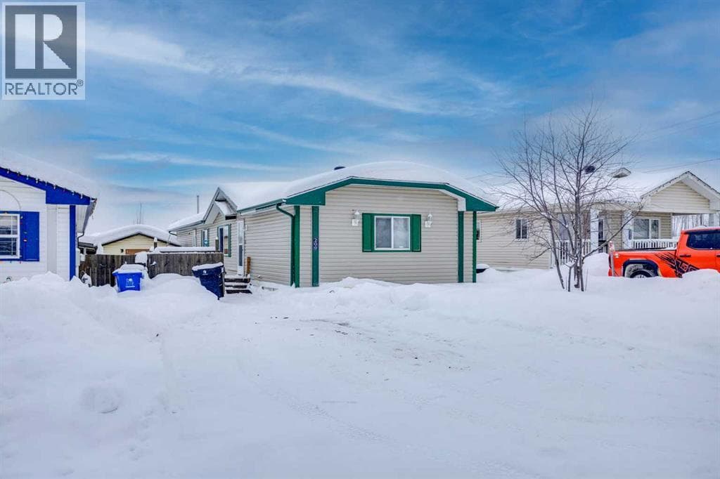 209 Waterhouse Street — Fort McMurray, Alberta - Main photo