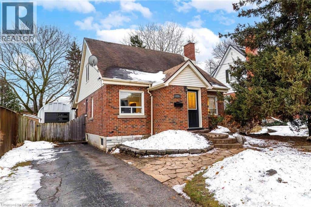 779 ROCKWAY Drive — Kitchener, Ontario - Photo 2 of 43