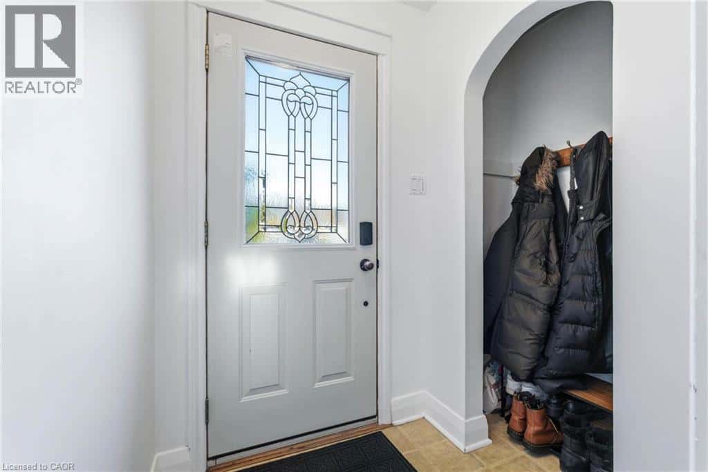 779 ROCKWAY Drive — Kitchener, Ontario - Photo 4 of 43