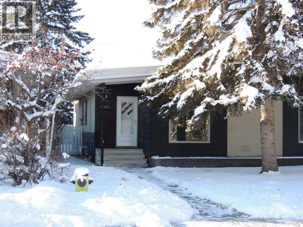 2713 Canmore Road NW — Calgary, Alberta - Main photo