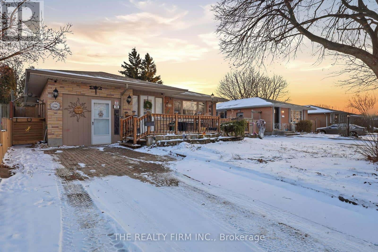 70 TALAVERA CRESCENT — London East (East I), Ontario - Photo 2 of 46