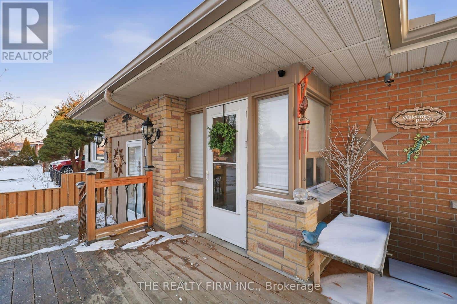 70 TALAVERA CRESCENT — London East (East I), Ontario - Photo 5 of 46