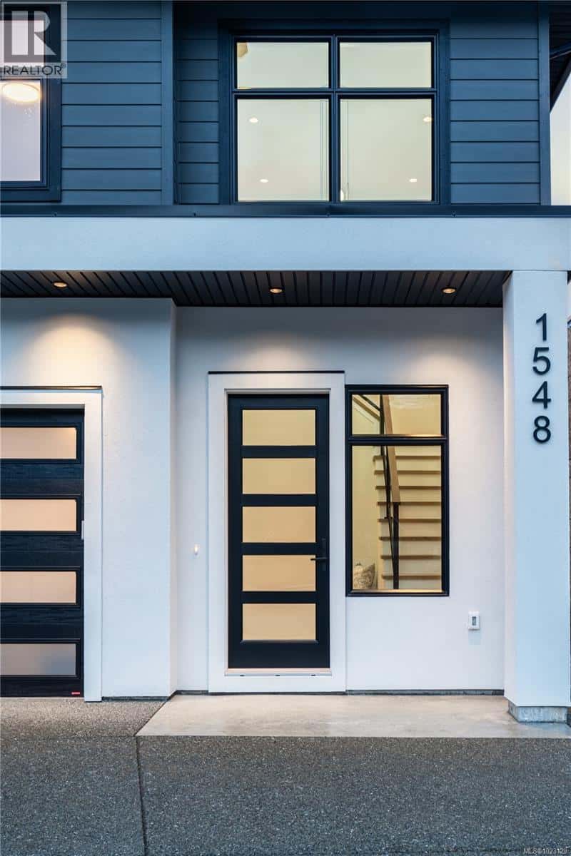 1548 Marble Pl — Langford, British Columbia - Photo 3 of 37