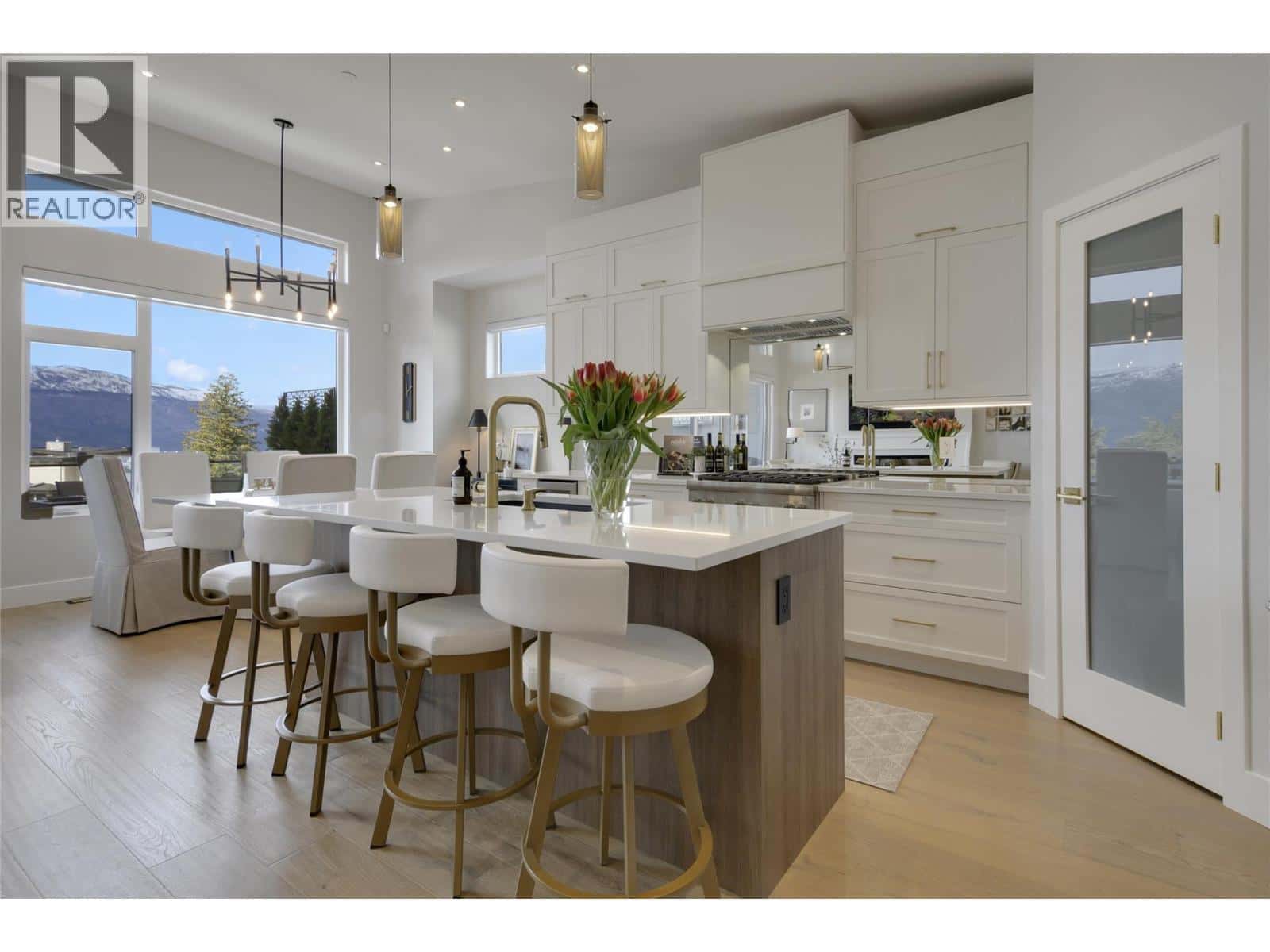 9776 Centrestone Crescent — Lake Country, British Columbia - Photo 5 of 71