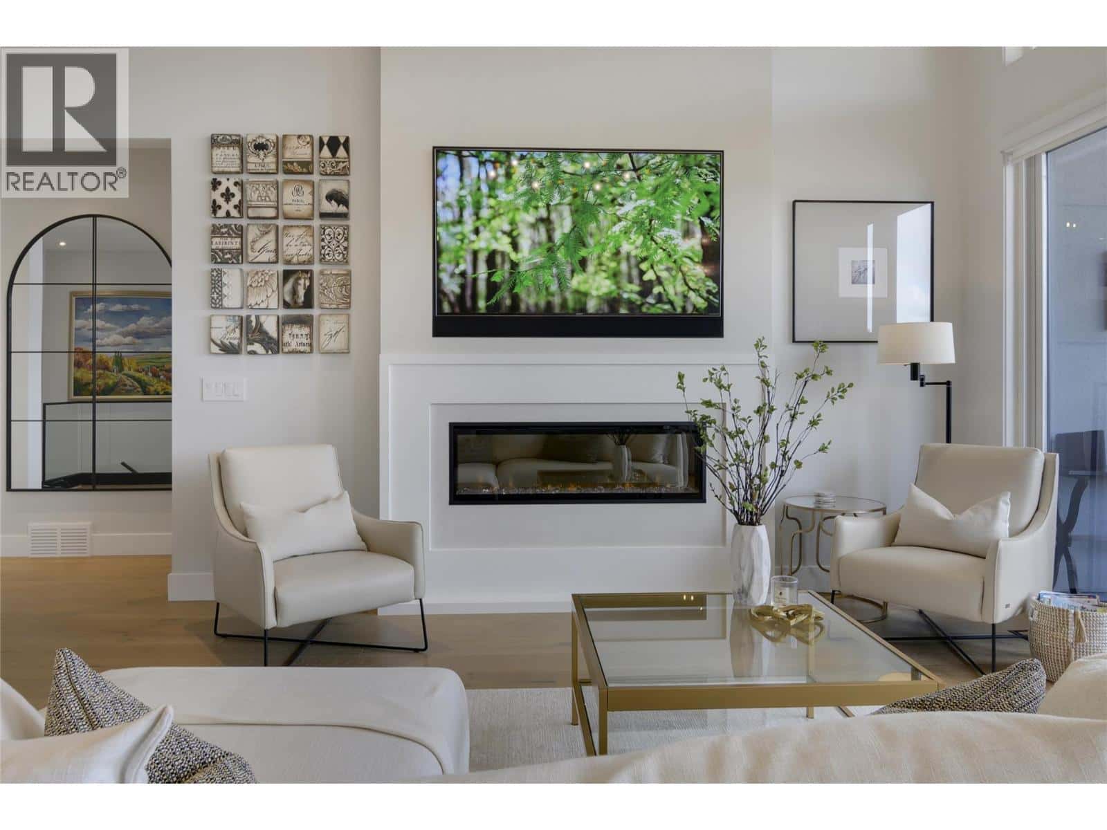 9776 Centrestone Crescent — Lake Country, British Columbia - Photo 4 of 71