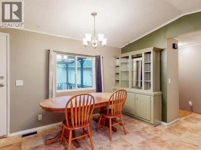 17-9298 WILLIAMS RD — Powell River, British Columbia - Photo 4 of 24