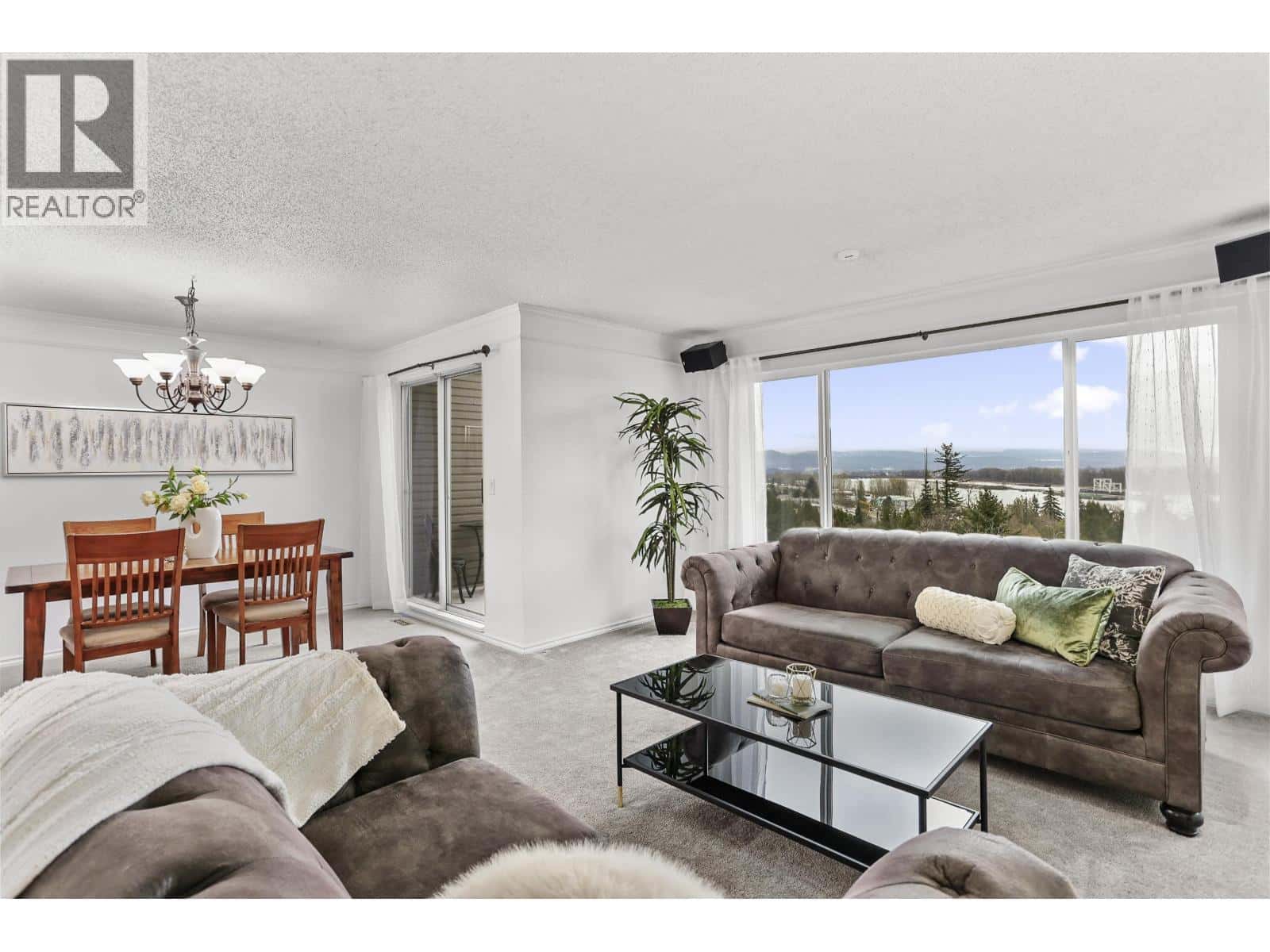 117 1140 CASTLE CRESCENT — Port Coquitlam, British Columbia - Photo 5 of 36