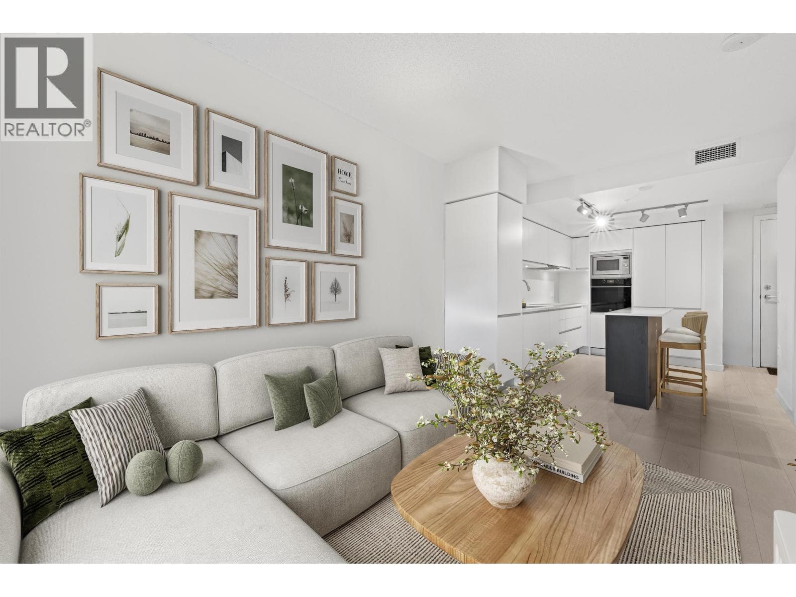 604 180 E 2ND AVENUE — Vancouver, British Columbia - Main photo